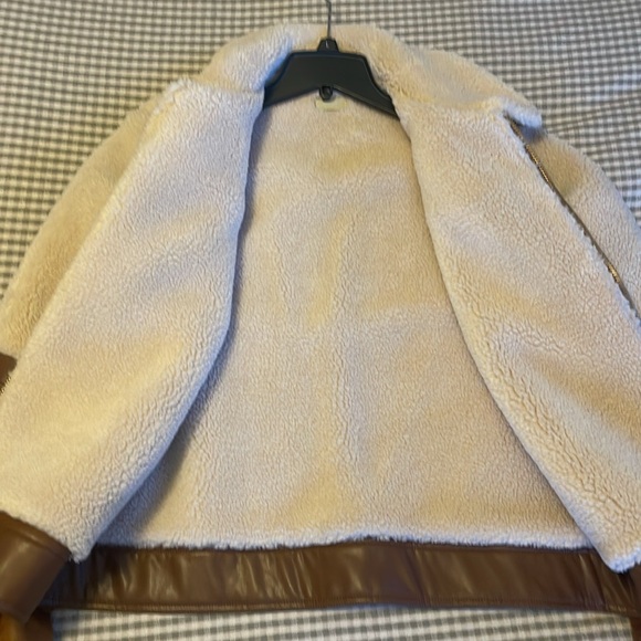 Mother Faux Fur & Vegan Leather The Trapper Keeper Jacket in Fair Weather - Picture 15 of 16